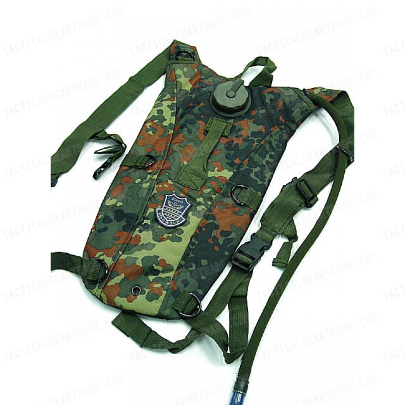 US Army 3L Hydration Water Backpack German Camo Woodland