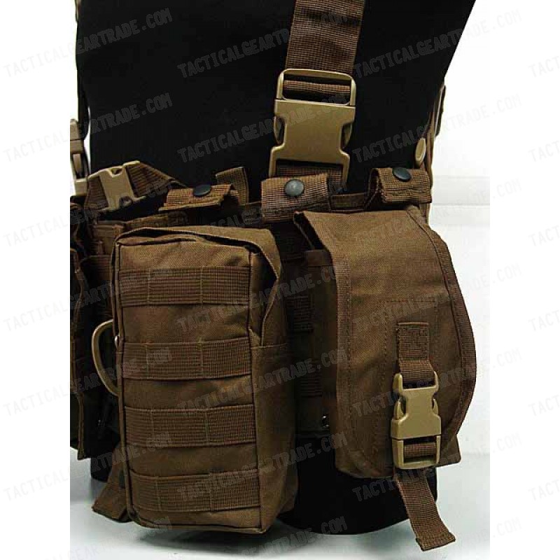 US Delta Force Elite Hydration Molle Vest Coyote Brown