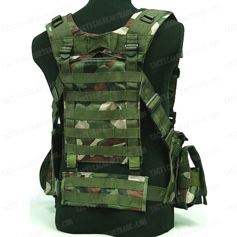 US Delta Force Elite Hydration Molle Vest Camo Woodland